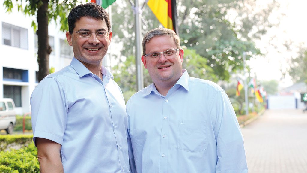 Dirk Zschalich and Ravin Mirchandani (l.)