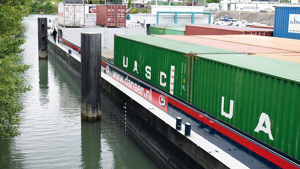 Die Eiger im Hafen von Straßburg