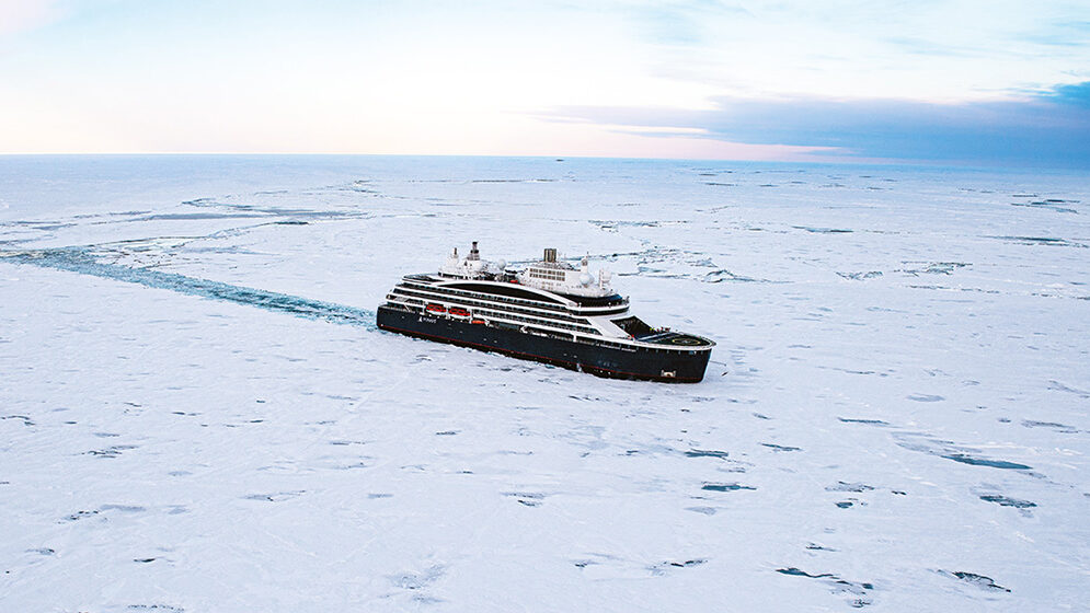 With LNG and battery (hybrid drive) into the eternal ice